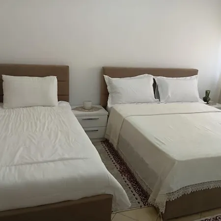 Nik's Cozy * Berat